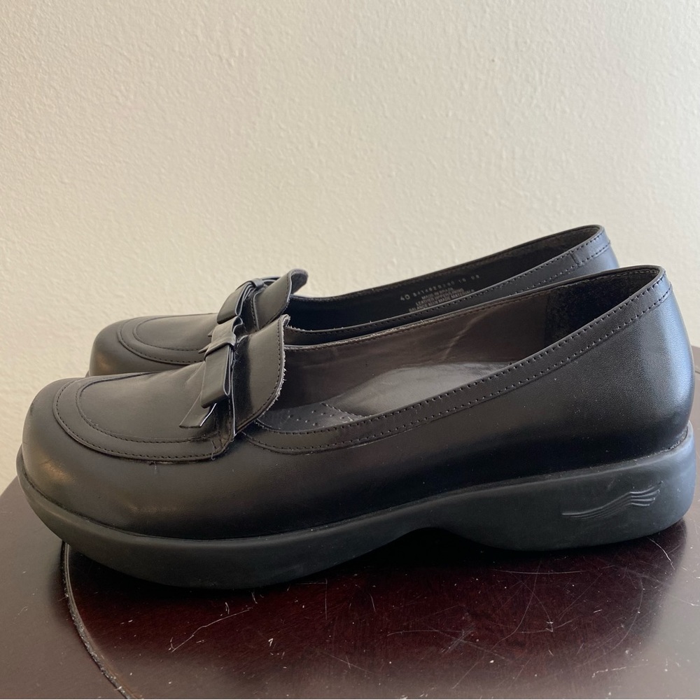 Black Dansko Desiree loafers Size 40